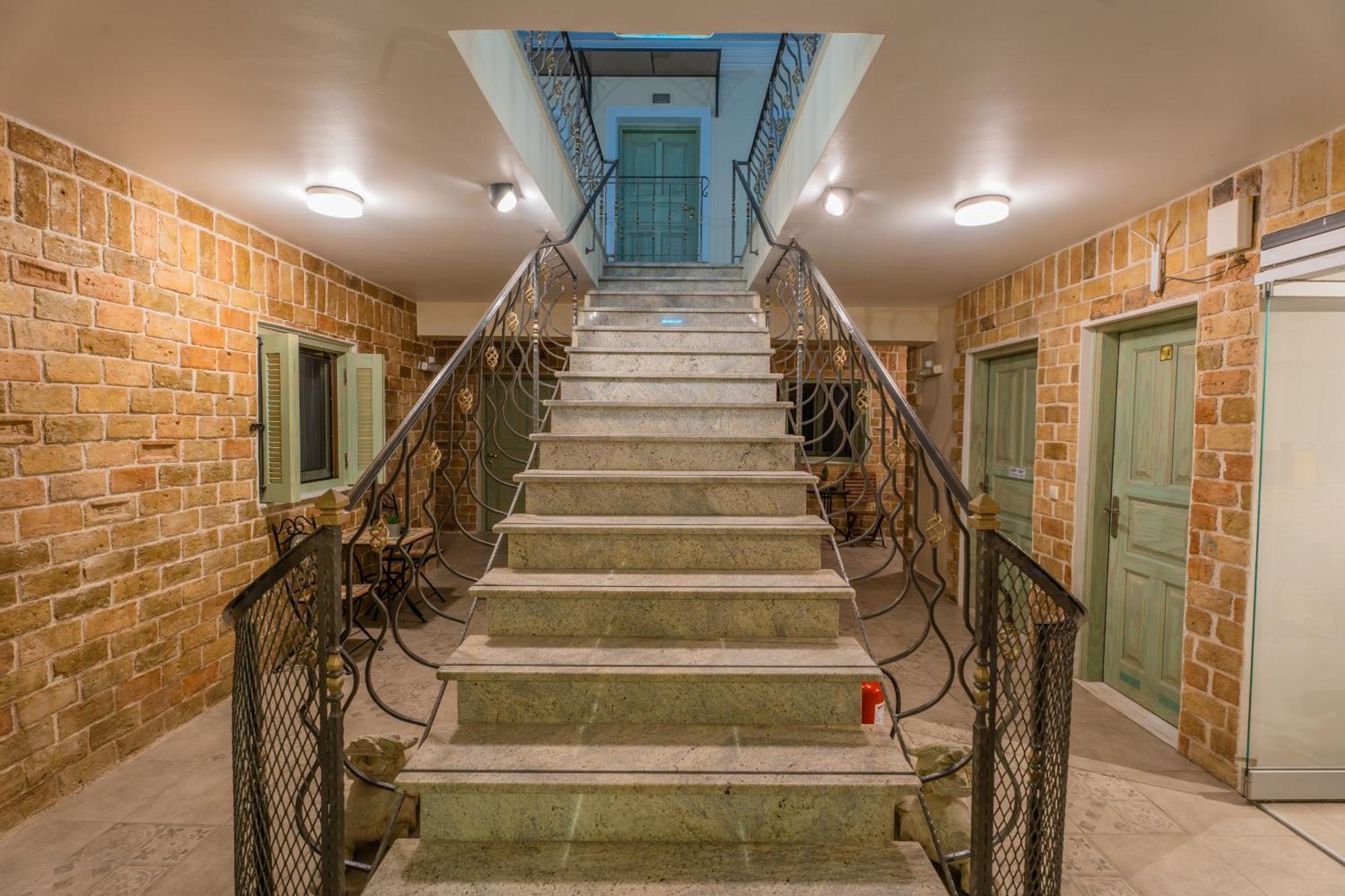 The Stone Manor , Noho Boutique Thissio Athens Exterior photo